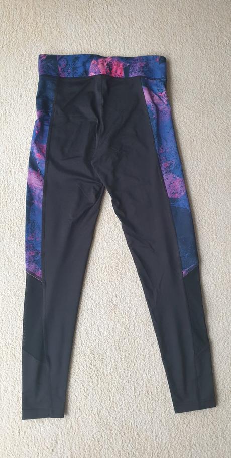 Špotrové legíny, s