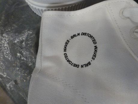 Plátené tenisky, 44