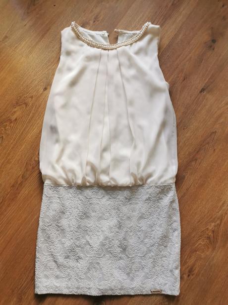 Šaty na príležitosť, l