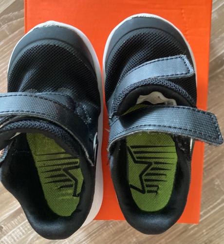 Nike tenisky, nike,23