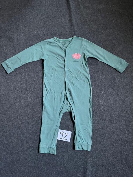 Overal na spanie, sinsay,92