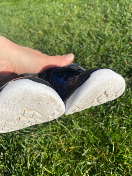 Sketchers 27 vd 19, 27