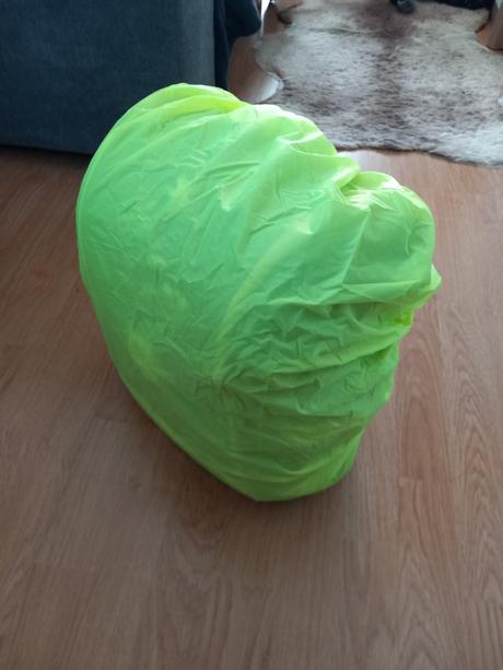 Obal na školskú tašku,