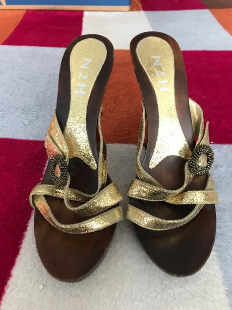 Sandalky 2 pary zn. n2h vel. 38, 38