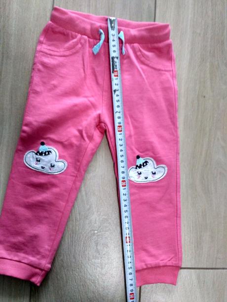 Tepláčiky s obláčikmi, 92