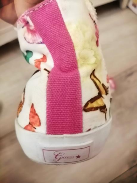 Plátenky guess, guess,31