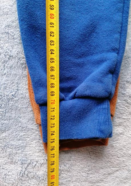 Dvoje tepláky, h&m,134