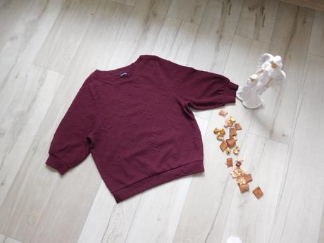 Bordo vínová pružná mikinka s,, s