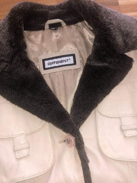 Pravá kožená bunda different, s