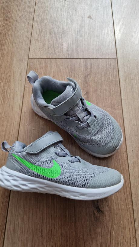 Tenisky zn. nike veľ. 26, nike,26