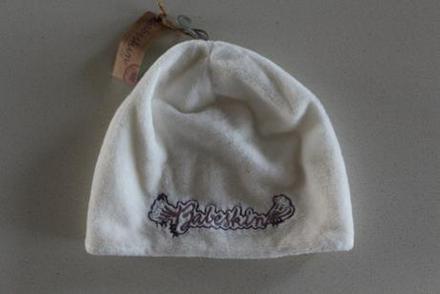 Dievčenská čiapka., 122