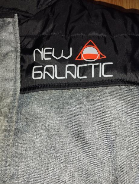 Zimná bunda top stav, 146