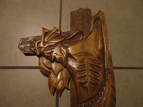 Svätý kríž ježiša drevený - 2 druhy, 