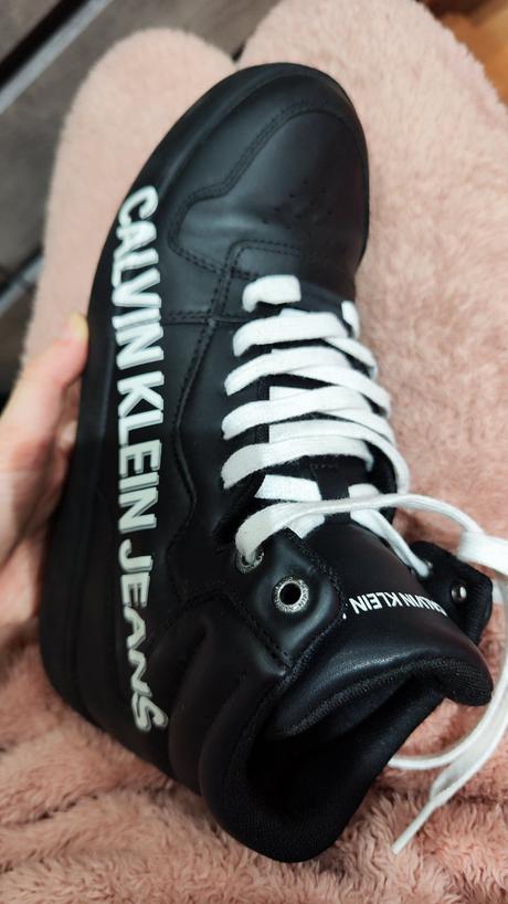 Calvin klein kožené tenisky, 40