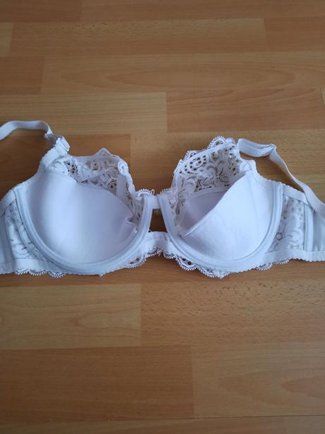 Biela čipkovaná podprsenka anfen, 80d