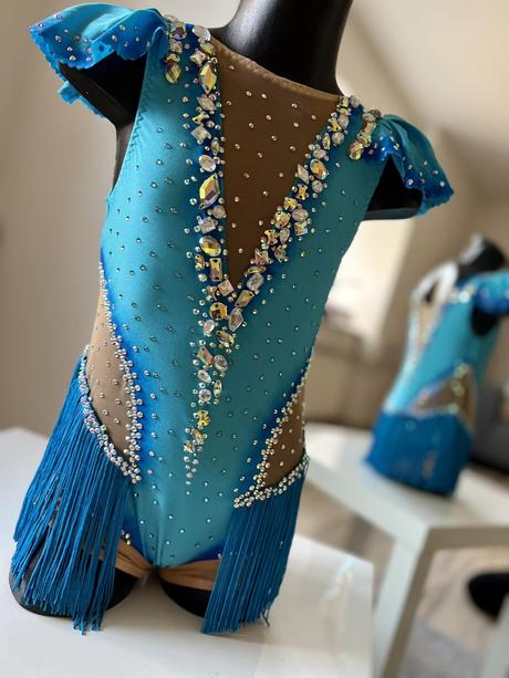 Gymnastický dres, 128