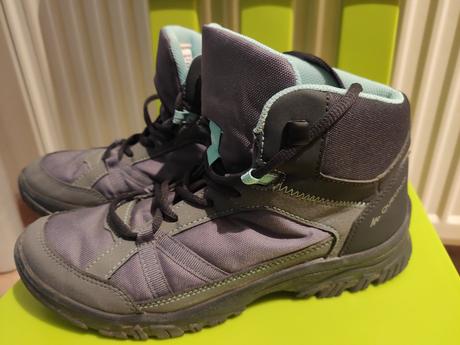 Turistické trekové topánky quechua, 39