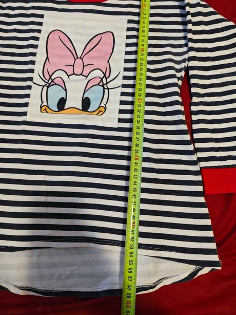 Dve tričká, top stav, 152