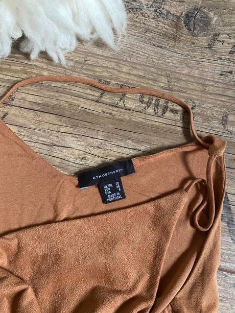 Country top, atmosphere,m