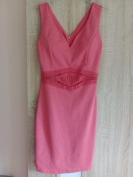 Lososove šaty s čipkou, m