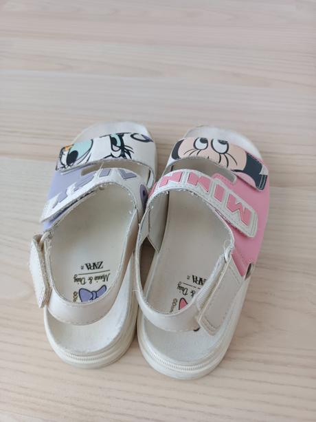 Sandále minnie, zara,29