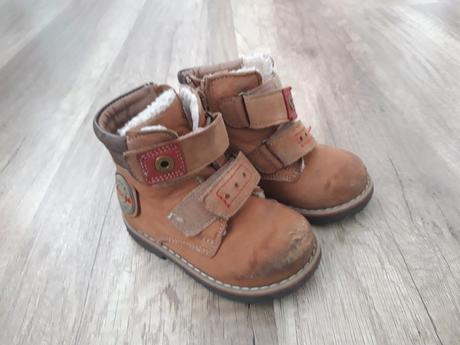 Zimne topanky 22, lasocki,22