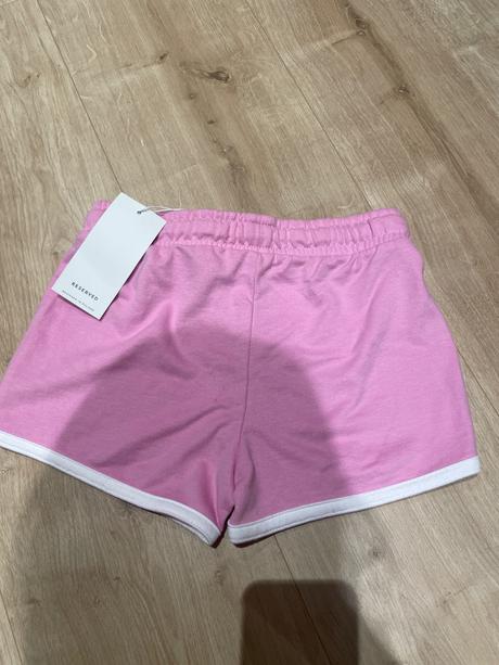 Šortky, reserved,128