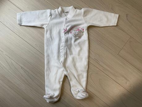 Teplé pyžamko s ovečkou, 62