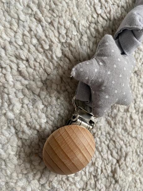 Šnúrka na cumlík, 