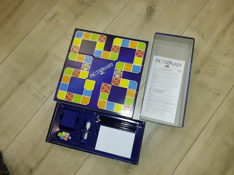 Pictionary game hra, 