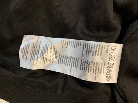 Flitrovaný svetrík, s