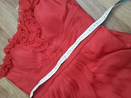 Spoločenské šaty, 38