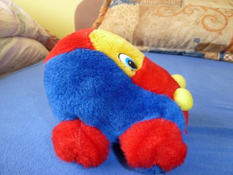 Hrkálka plyšové autíčko, 