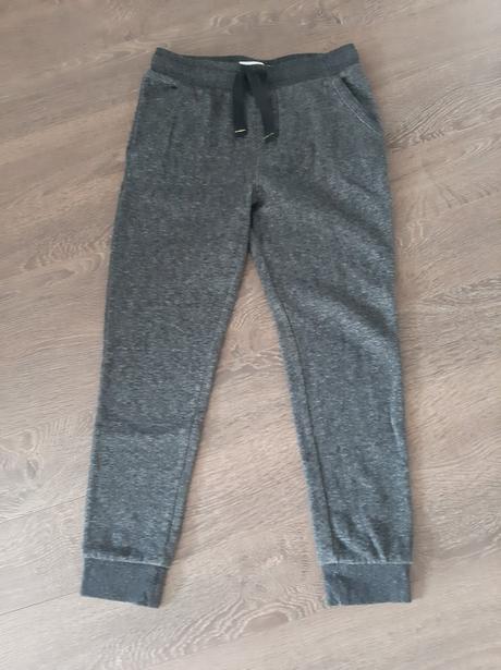 Teplaky, reserved,152