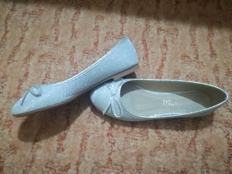 Balerínky s poštou, 36