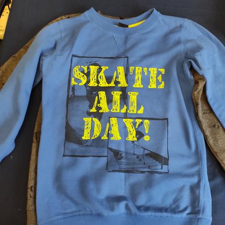 Mikiny, chapter young,158