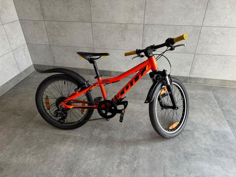 Bicykel scott scale 20", scott,20