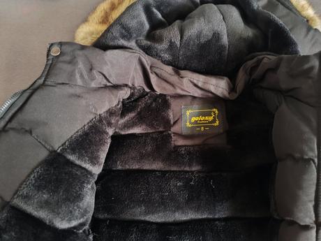 Veľmi teplucka bunda, 122