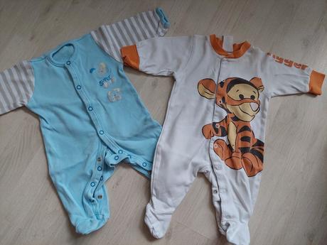 Pyžamový overal č.56, 56