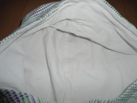 Bielo-zeleno-fialova mikina, xs