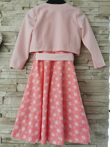 Šaty s bolerkom, 146