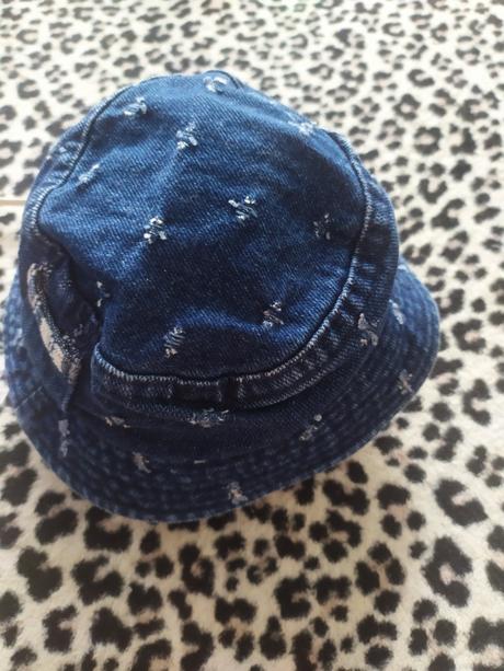 Rifľový klobúčik, 62