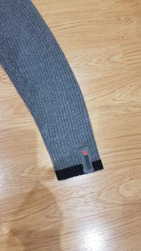 Šedý rolákový pulóver v. 40/42, 40