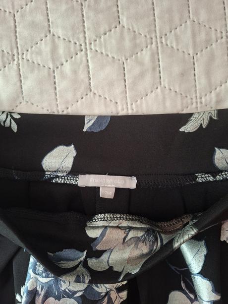 Sukňa na priležitosť, 34