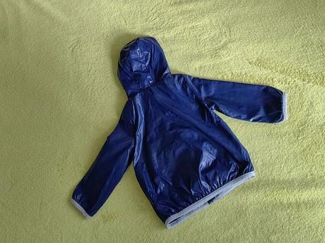 Minimálne nosená vetrovka benetton, top stav, benetton,74