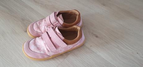 Blifestyle celoročne tenisky, 31