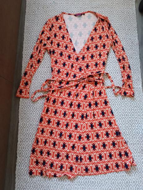 Zavinovacie šaty, veľ. 38/40 (m), m