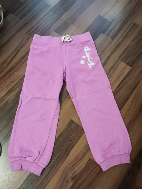 Tepláky, cena spolu, 104