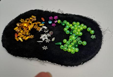 Materiál na náramok, 