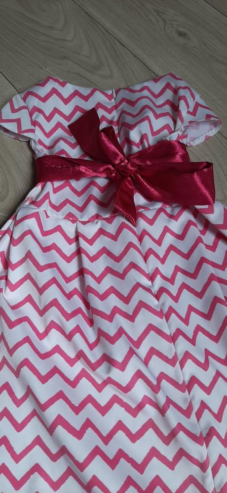 Spoločenské saty, 122